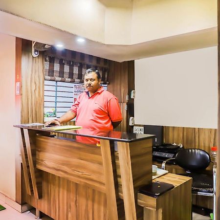 ホテル Spot On Bagiya Restaurant ハルダー エクステリア 写真